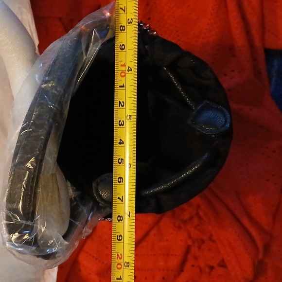 Pink Rhinestone Handbag Round - Picture 11 of 11